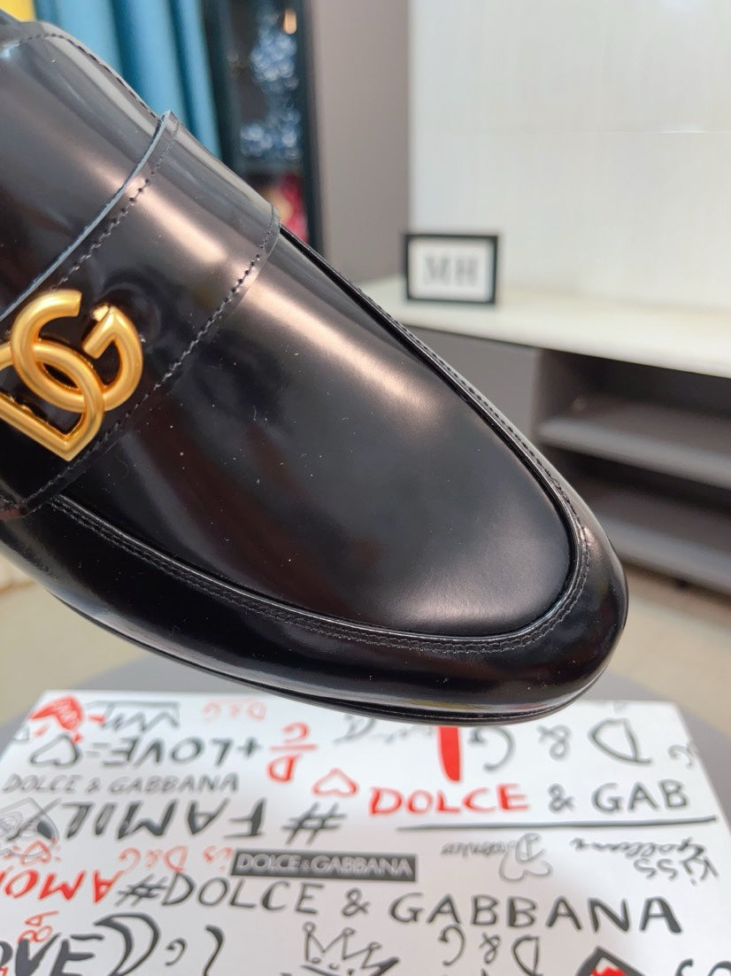 Dolce & Gabbana DG Men's Dress Shoes in Premium Calfskin