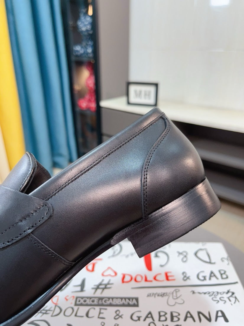 Dolce & Gabbana DG Men's Dress Shoes in Premium Calfskin