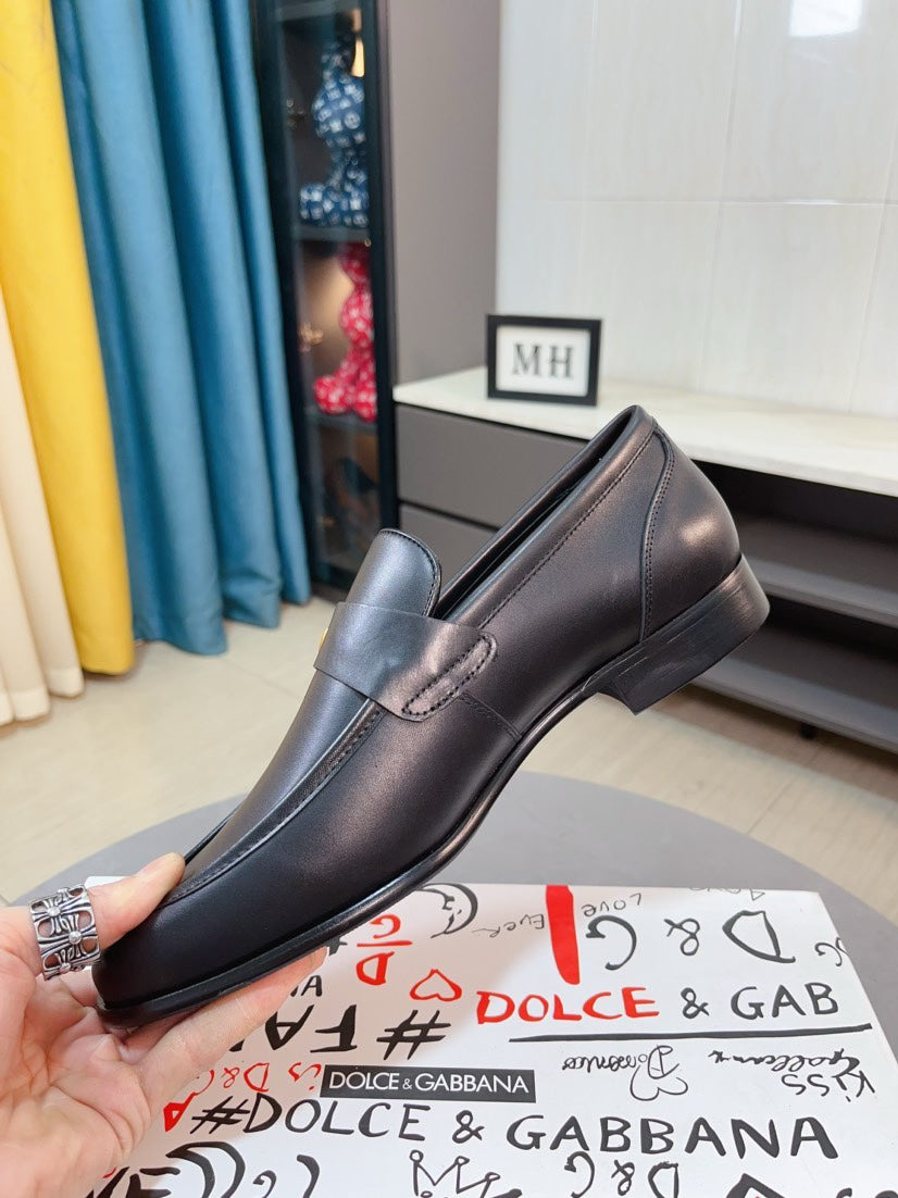 Dolce & Gabbana DG Men's Dress Shoes in Premium Calfskin