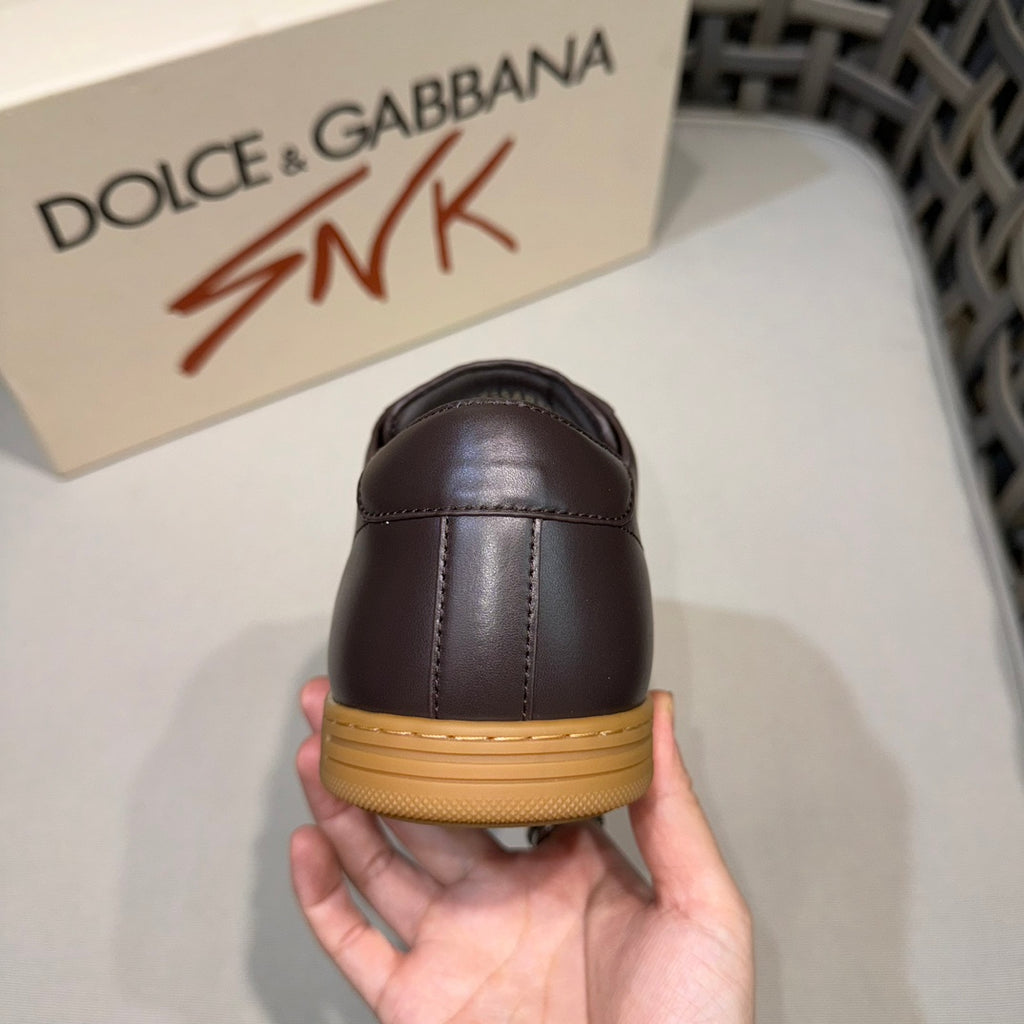 Dolce & Gabbana DG Men's Casual Sneakers with Signature Metal Buckle