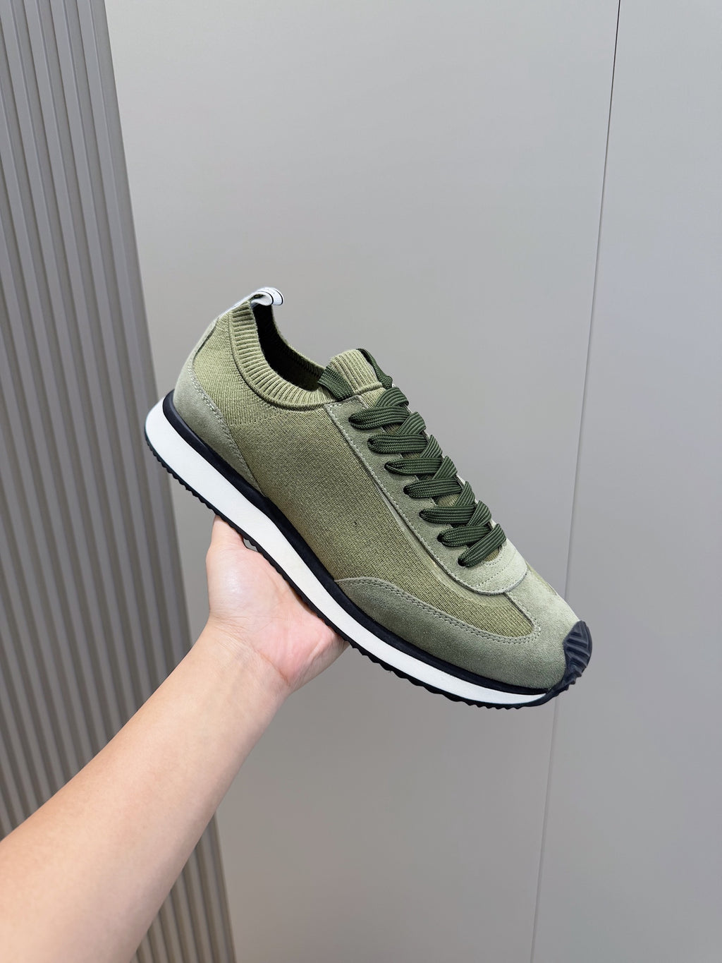 Dolce & Gabbana DG Cushion Mixed-Material Casual Sneakers