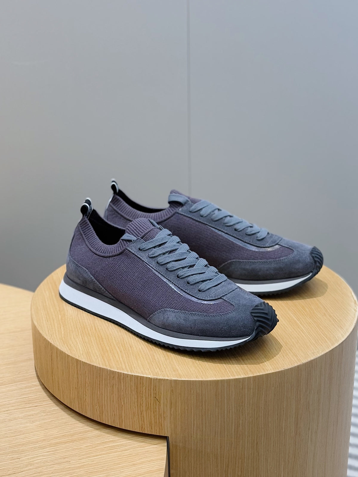 Dolce & Gabbana DG Cushion Mixed-Material Casual Sneakers