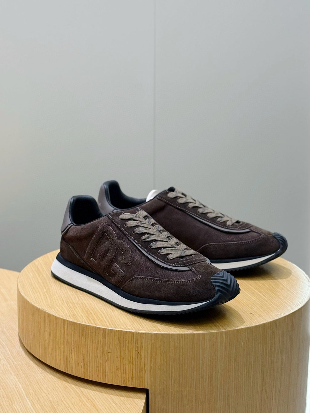 Dolce & Gabbana DG Cushion Mixed-Material Casual Sneakers