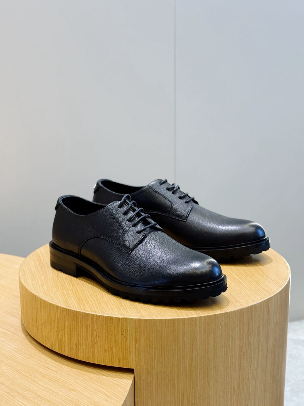 Dolce & Gabbana DG Men's Calfskin Derby Shoes
