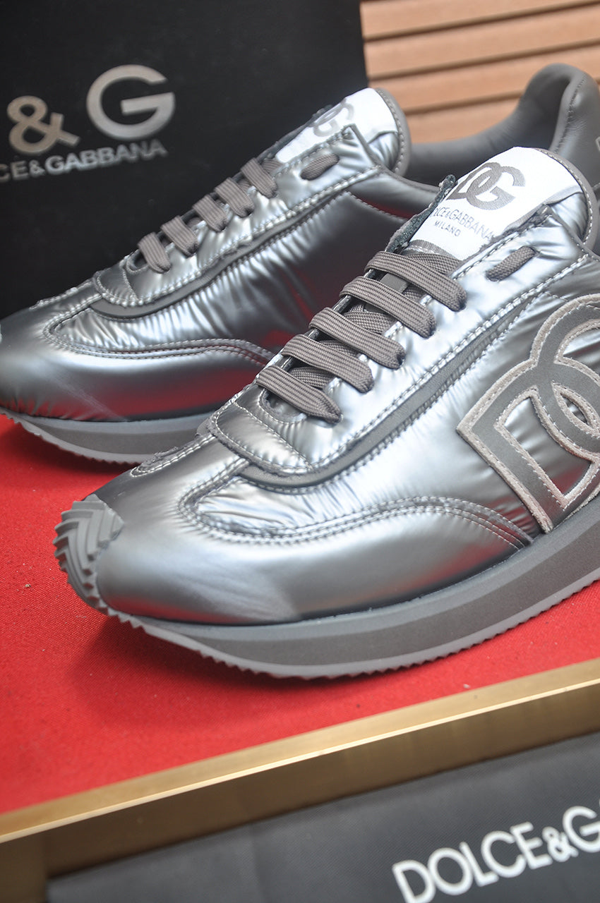 Dolce & Gabbana DG Low-Top Sneakers in Calfskin