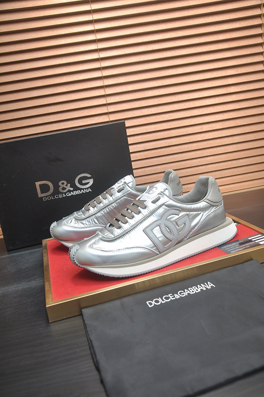 Dolce & Gabbana DG Low-Top Sneakers in Calfskin