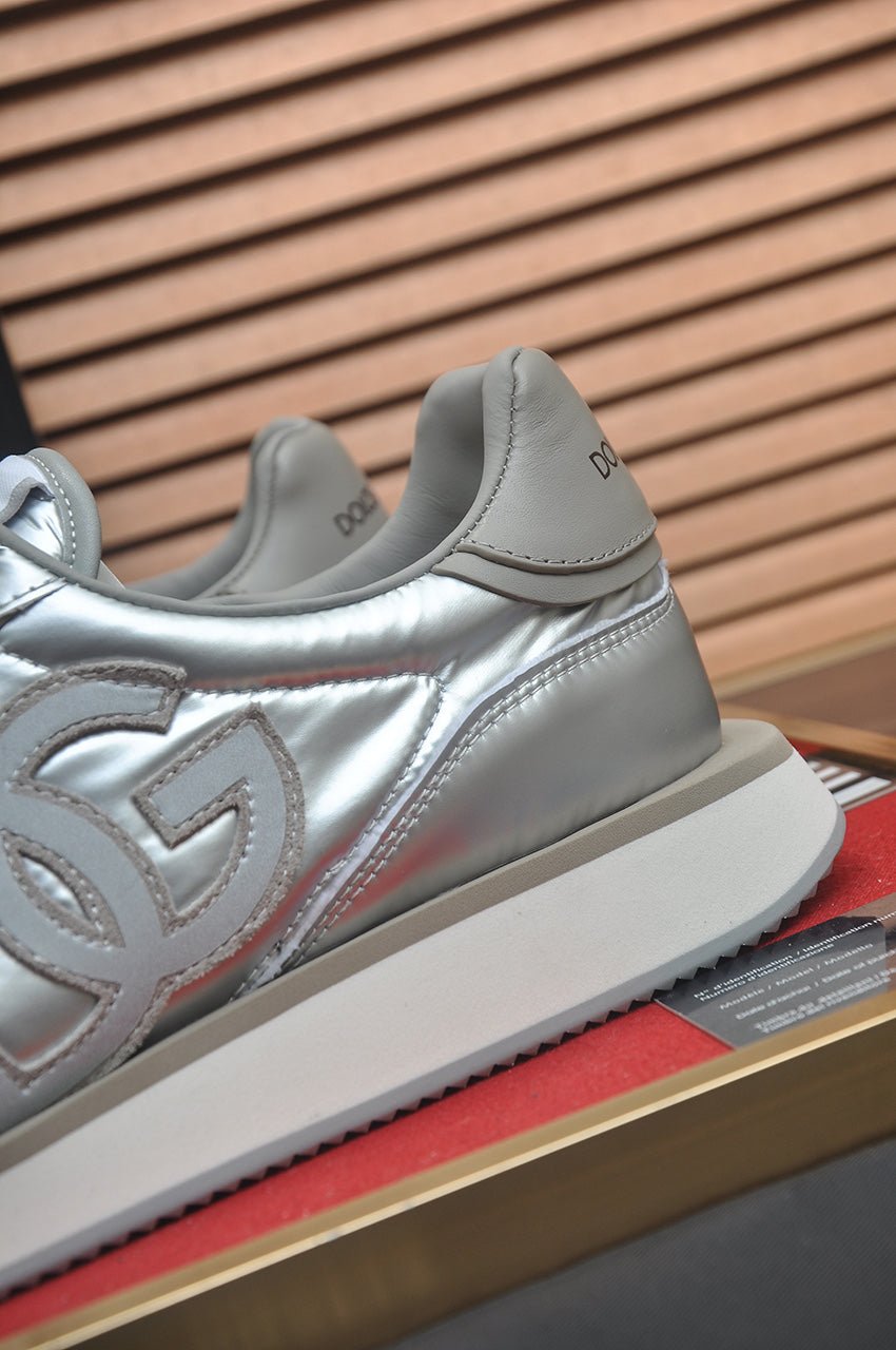 Dolce & Gabbana DG Low-Top Sneakers in Calfskin