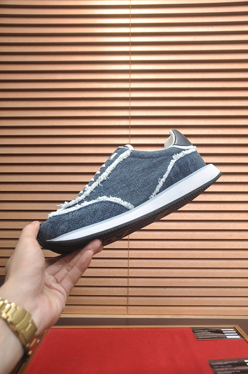 Dolce & Gabbana DG Low-Top Sneakers in Calfskin