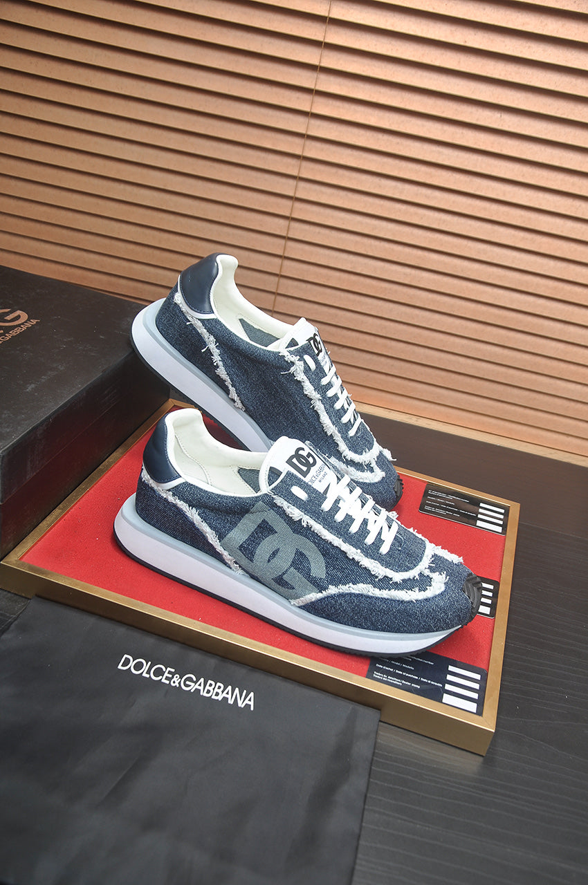 Dolce & Gabbana DG Low-Top Sneakers in Calfskin