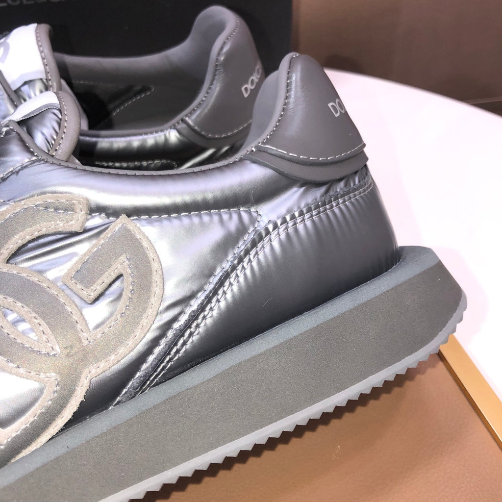 Dolce & Gabbana DG Low-Top Sneakers in Calfskin