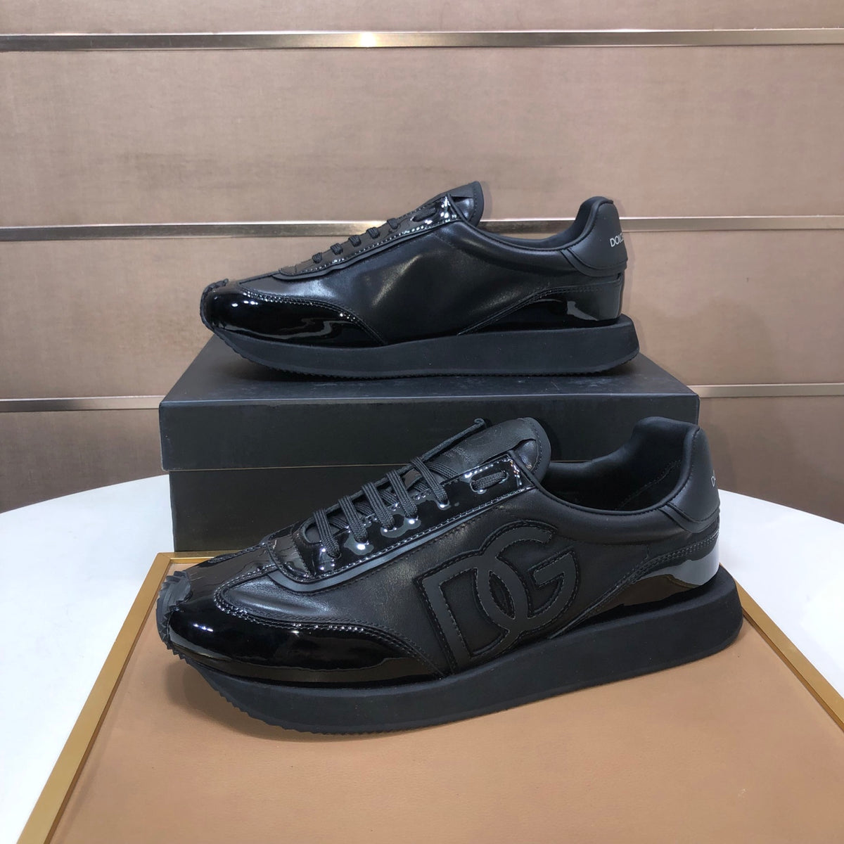 Dolce & Gabbana DG Low-Top Sneakers in Calfskin