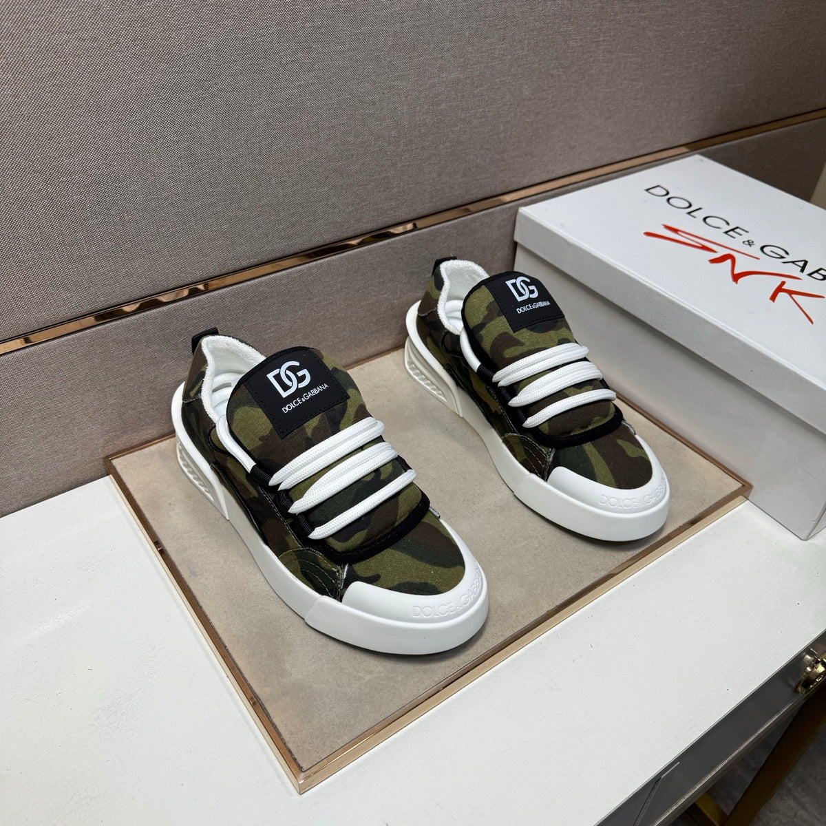 Dolce & Gabbana DG Couple's Multi-Material Casual Sneakers 4 Colors