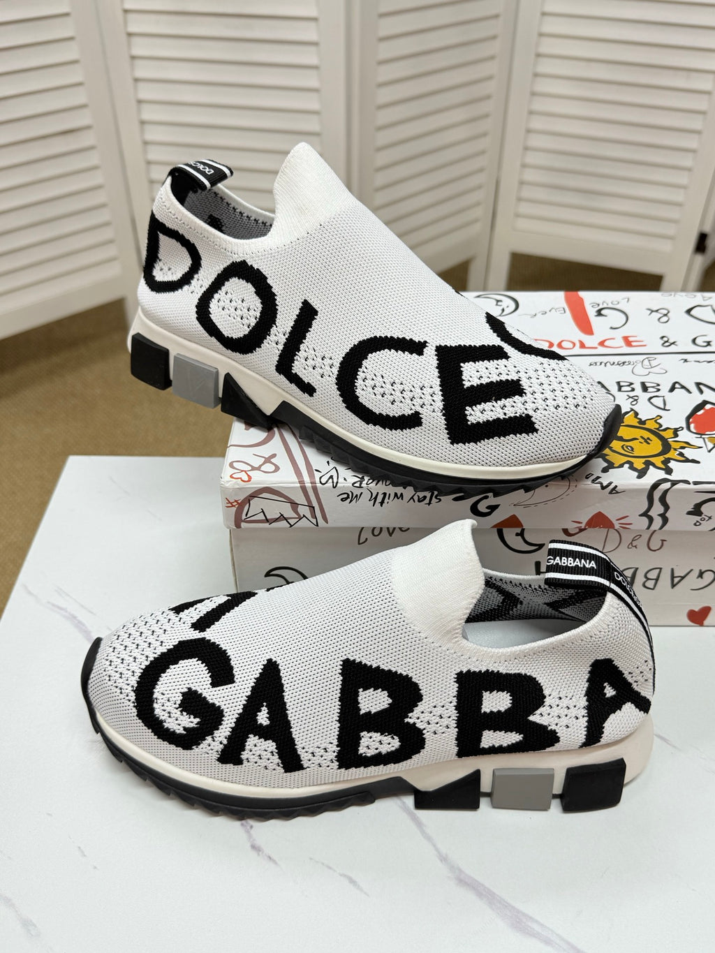 Dolce & Gabbana DG Couple's Athletic Casual Sneakers