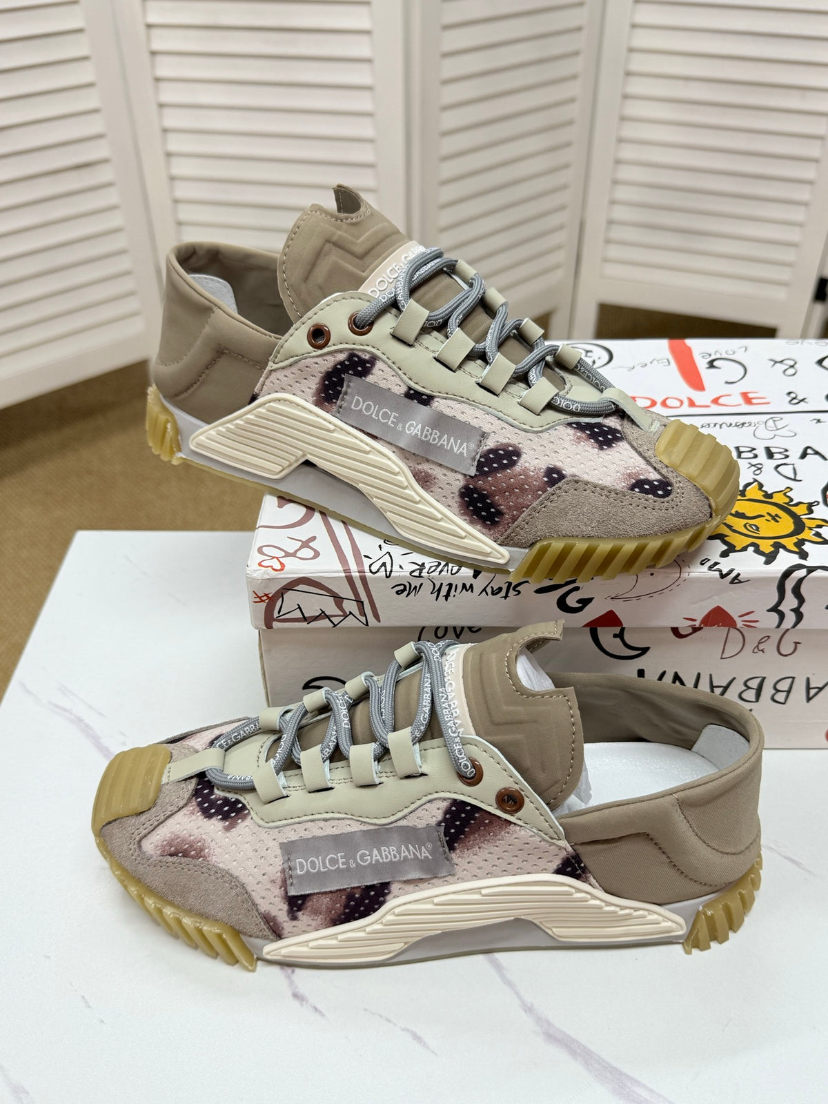 Dolce & Gabbana DG Couple's Athletic Casual Sneakers