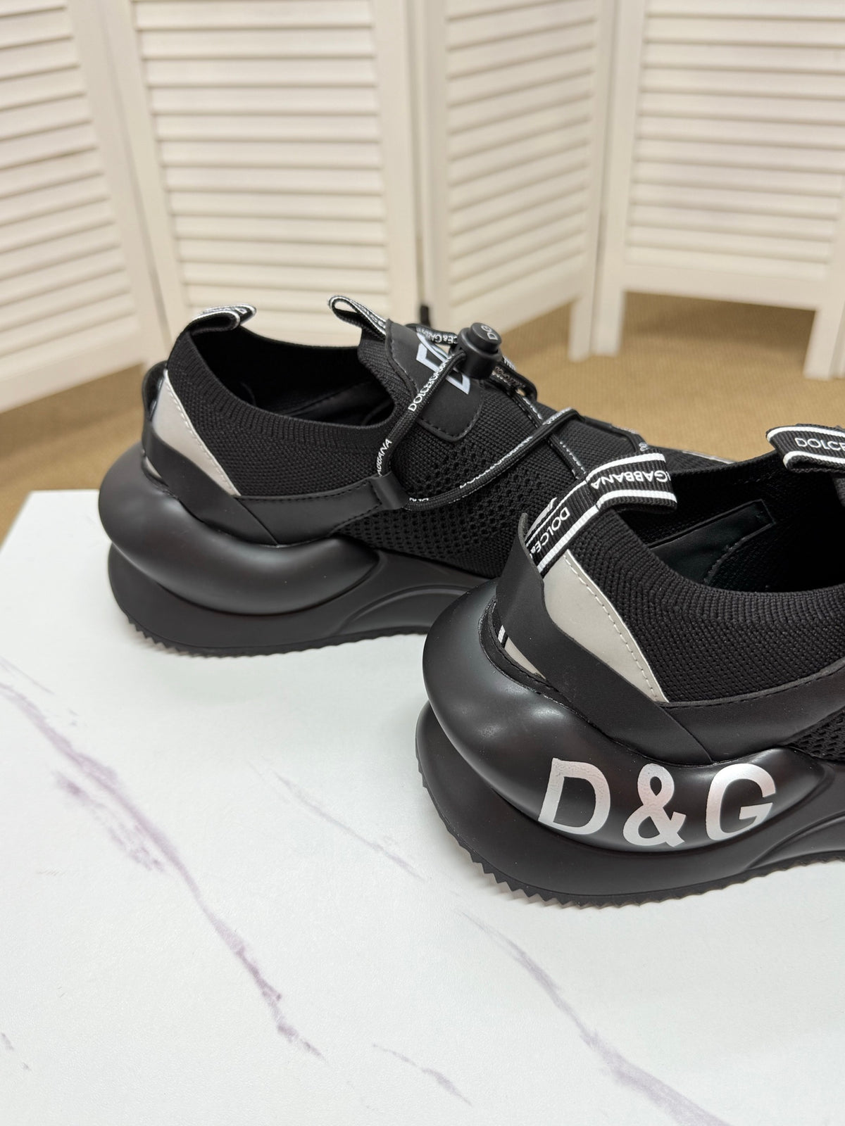 Dolce & Gabbana DG Couple's Athletic Casual Sneakers