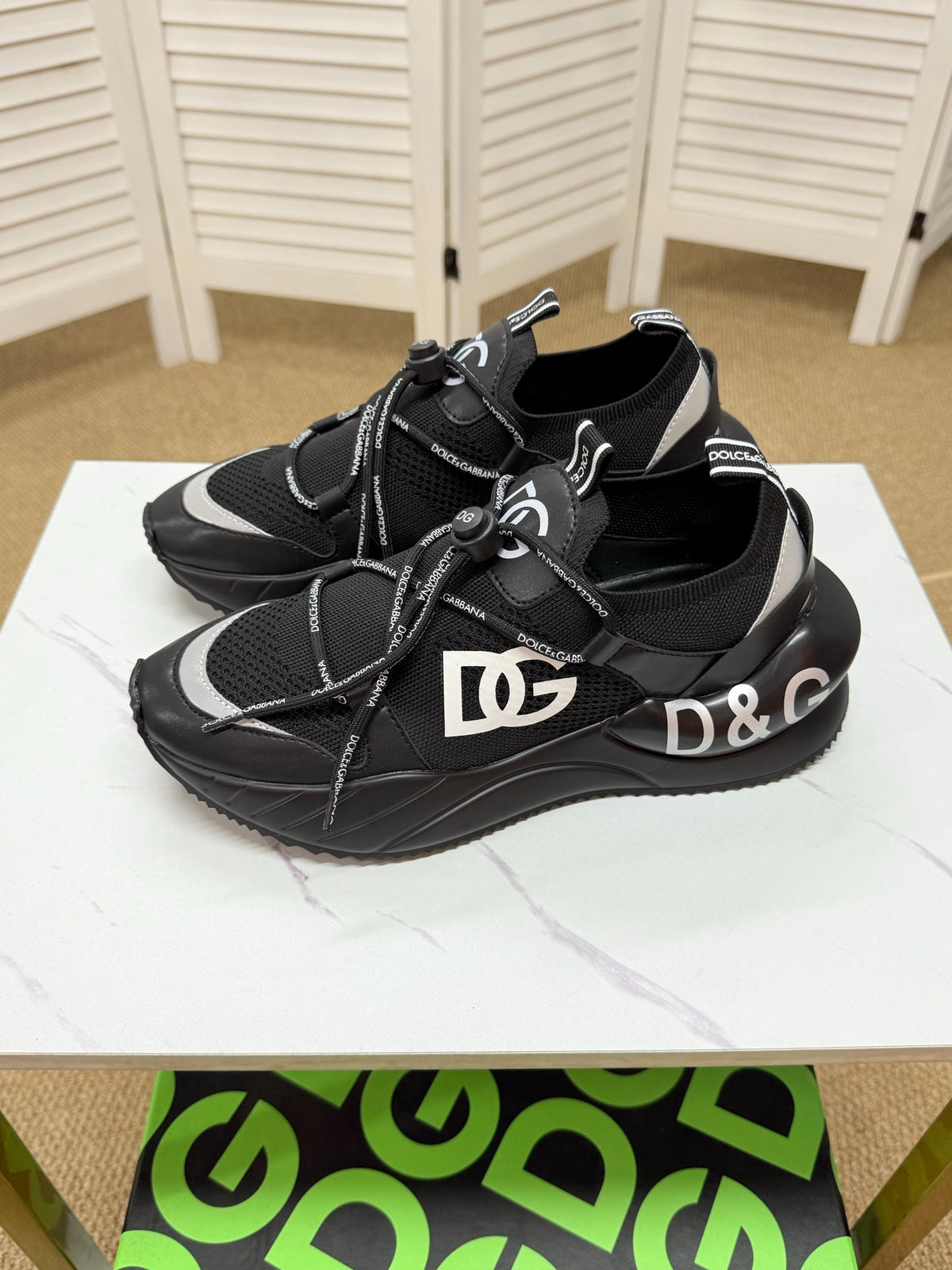 Dolce & Gabbana DG Couple's Athletic Casual Sneakers