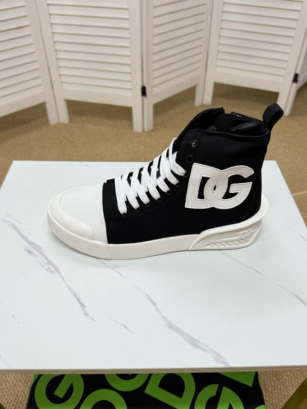 Dolce & Gabbana DG Couple's Athletic Casual Sneakers