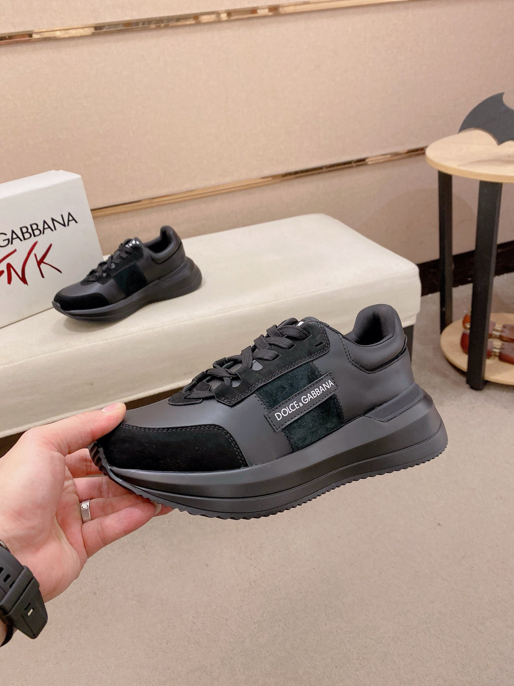 Dolce & Gabbana DG Men's Top-Grain Calfskin Casual Sneakers