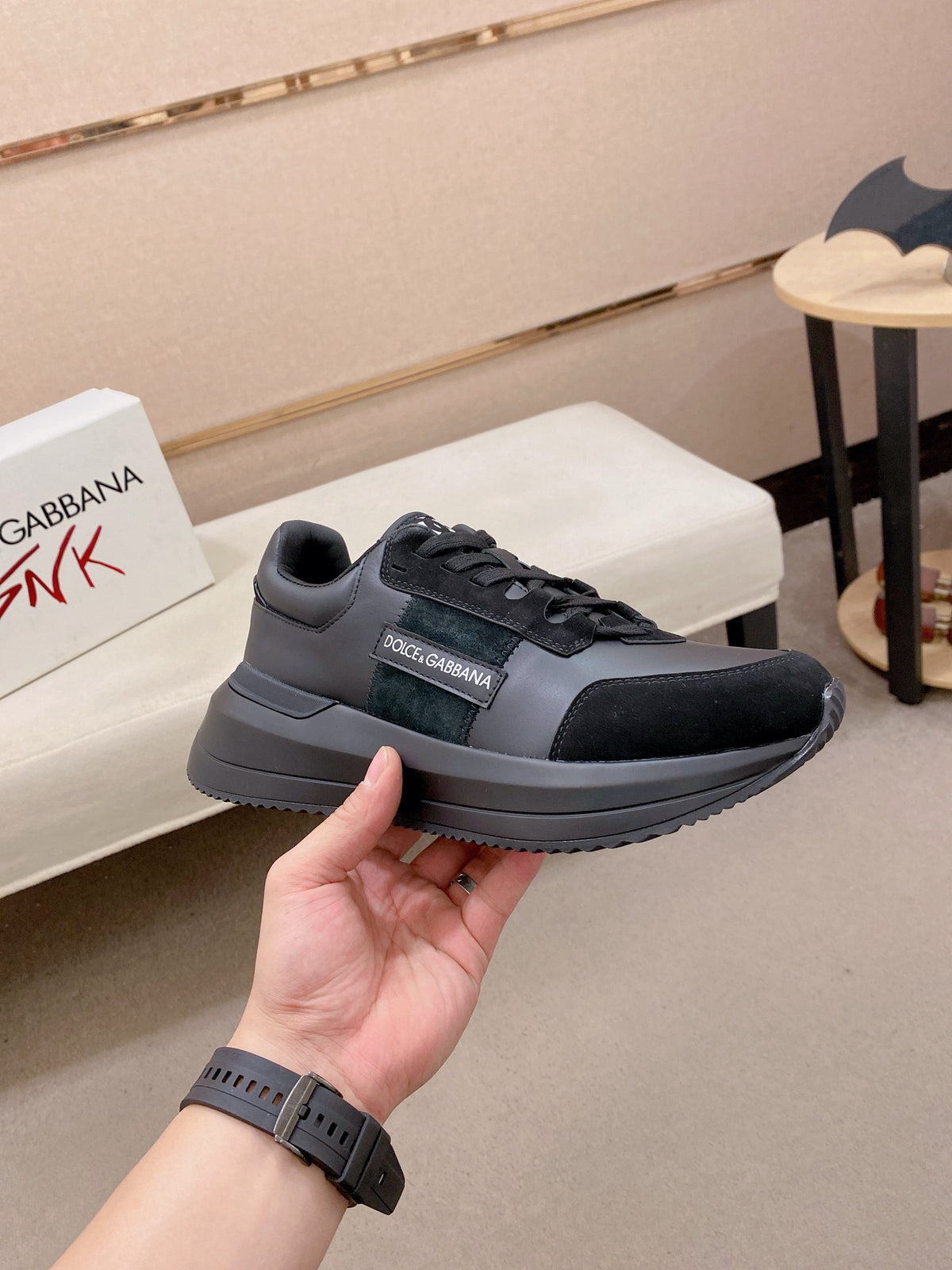 Dolce & Gabbana DG Men's Top-Grain Calfskin Casual Sneakers