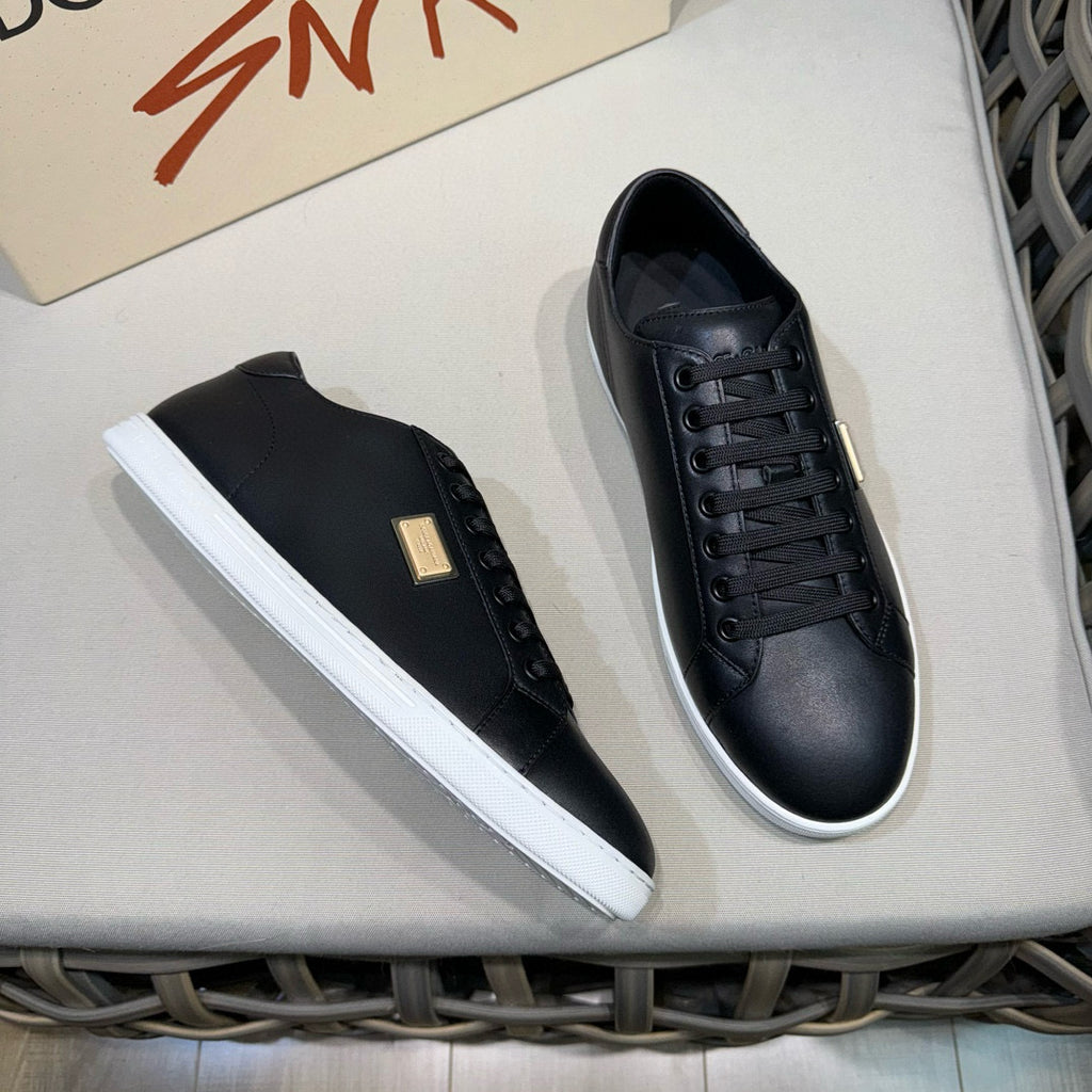 Dolce & Gabbana DG Men's Casual Sneakers with Signature Metal Buckle