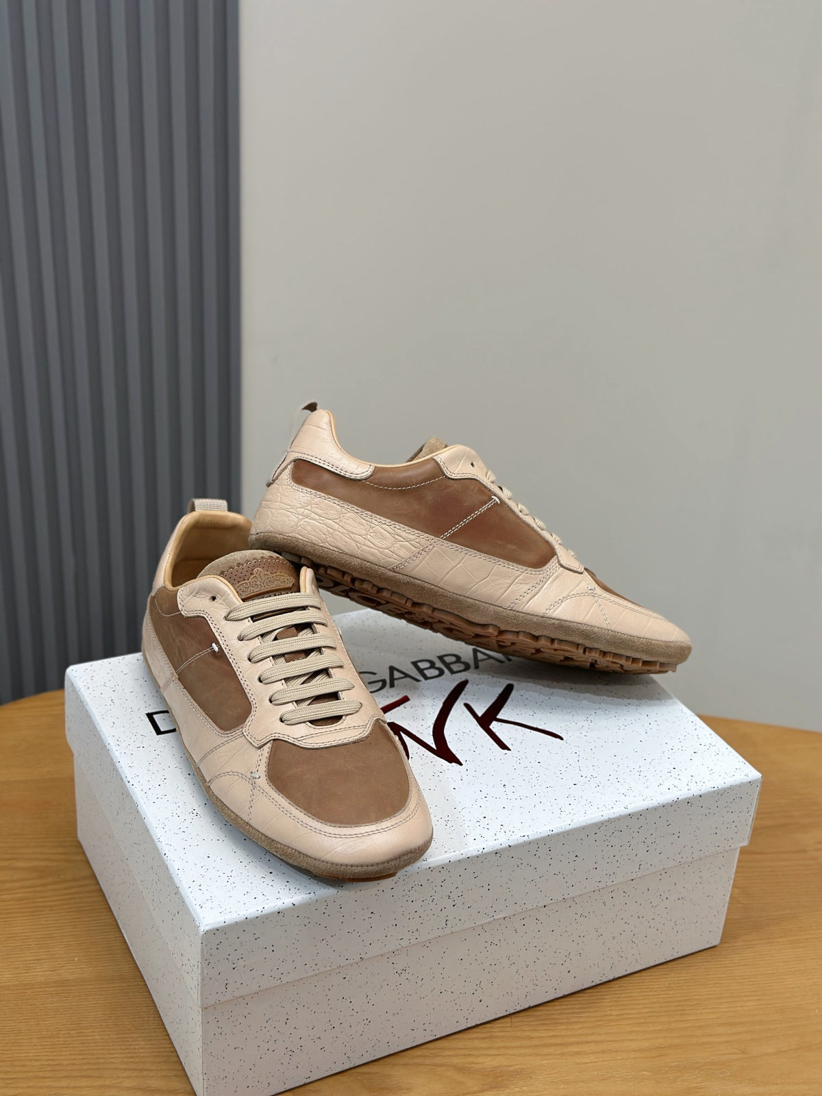 Dolce & Gabbana DG Men's Casual Sneakers with Stitched Logo