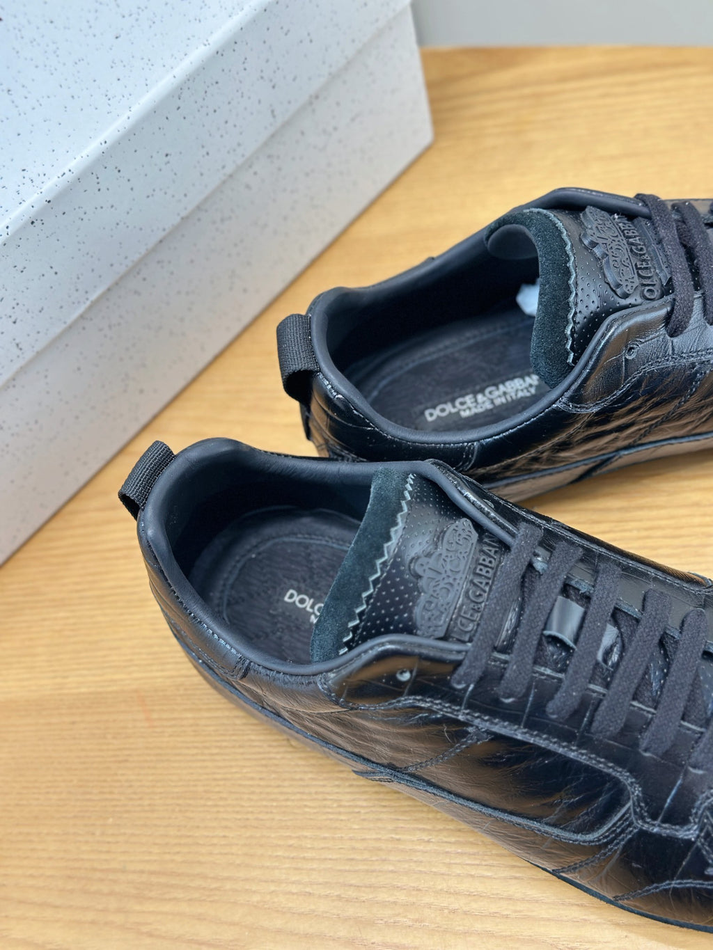 Dolce & Gabbana DG Men's Casual Sneakers with Stitched Logo