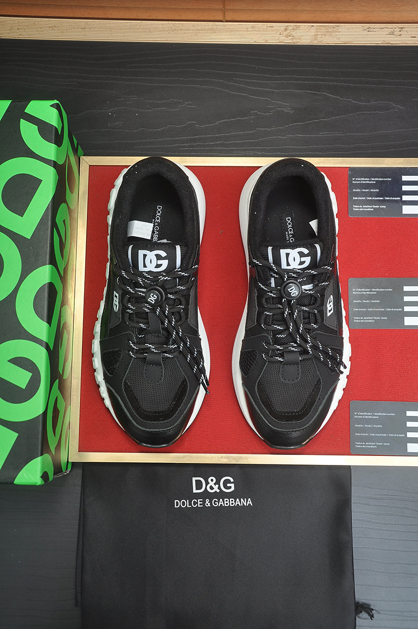 Dolce & Gabbana DG Low-Top Sneakers in Calfskin