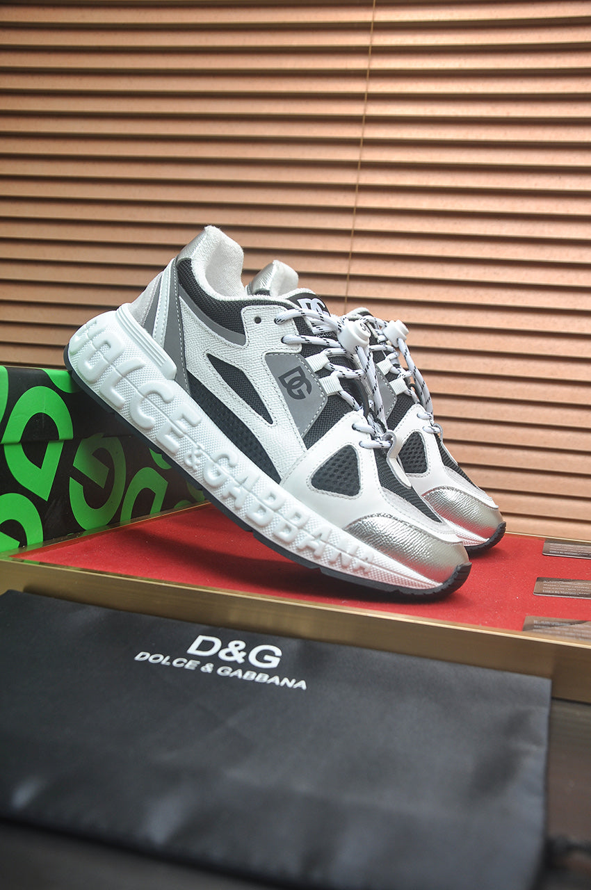 Dolce & Gabbana DG Low-Top Sneakers in Calfskin