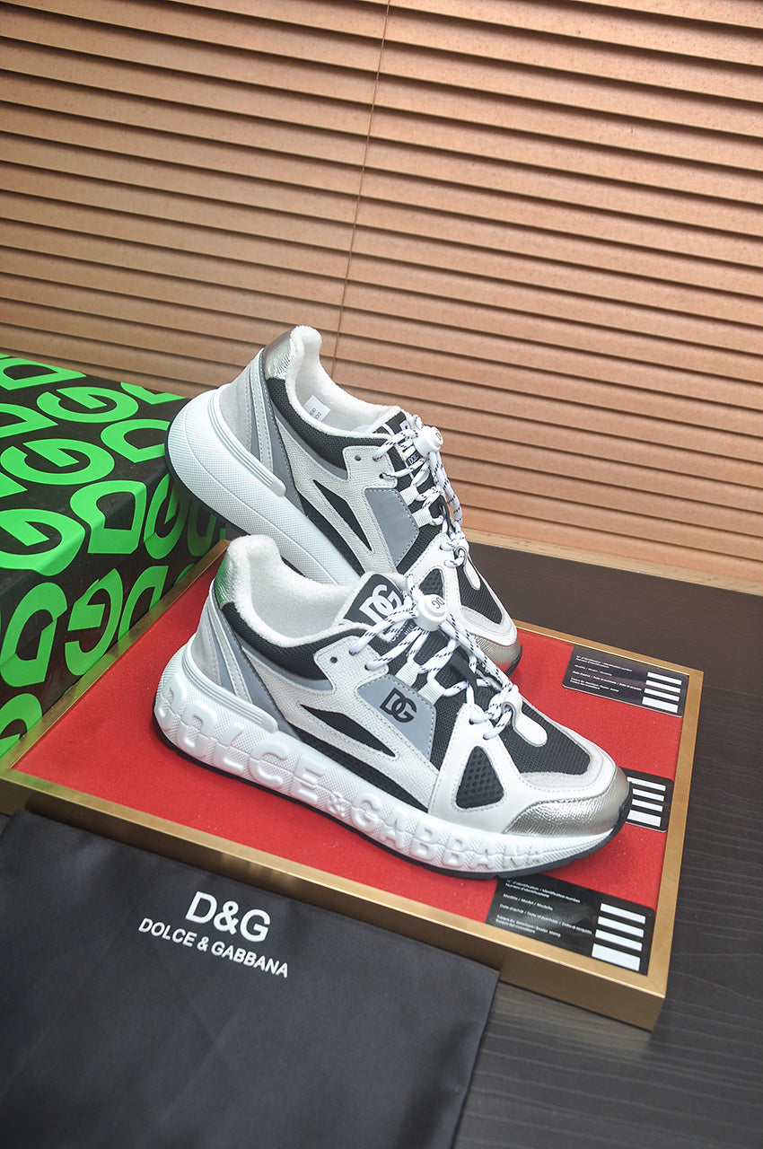 Dolce & Gabbana DG Low-Top Sneakers in Calfskin