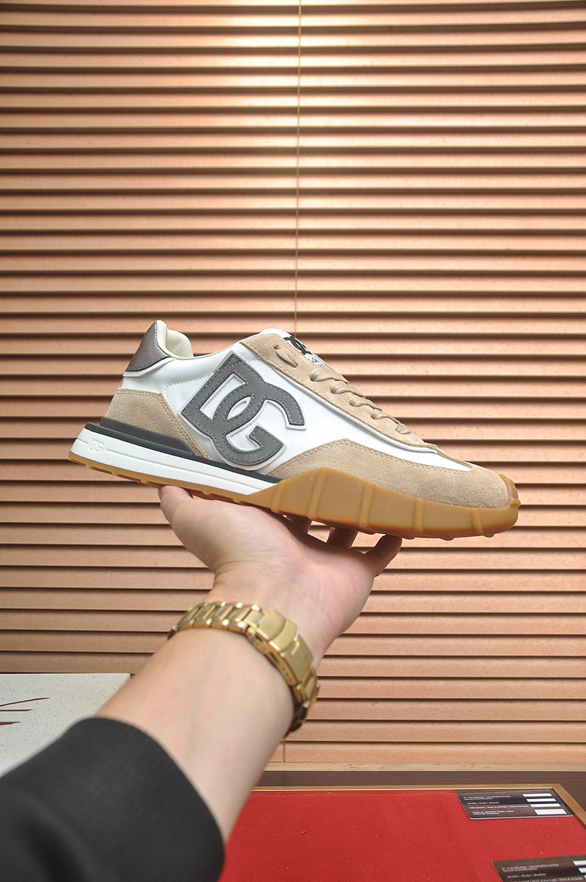 Dolce & Gabbana DG Low-Top Sneakers in Calfskin