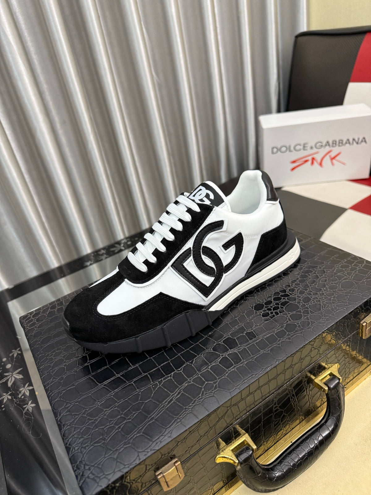 Dolce & Gabbana DG Silk Calfskin & Nubuck Casual Sneakers