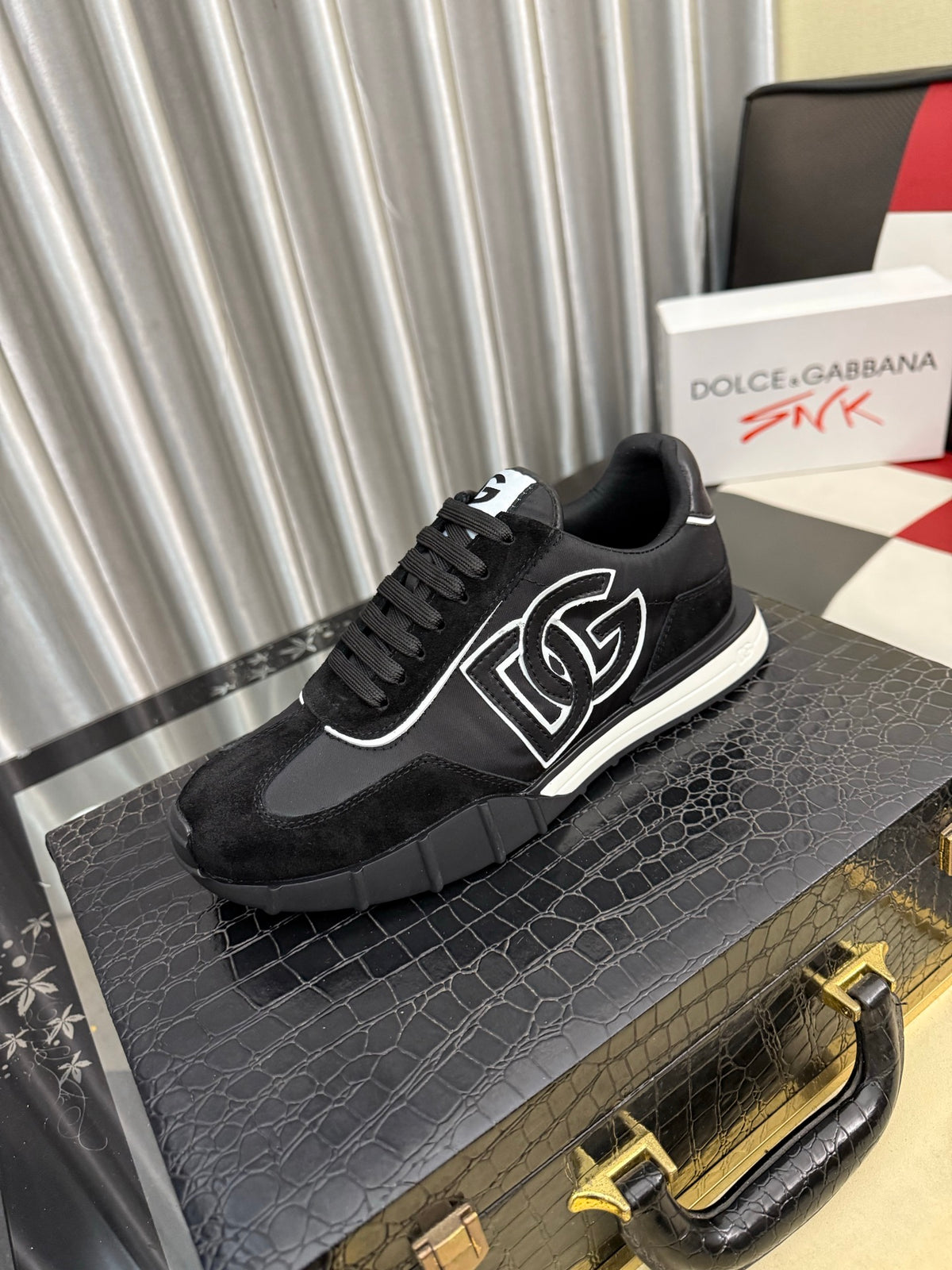 Dolce & Gabbana DG Silk Calfskin & Nubuck Casual Sneakers