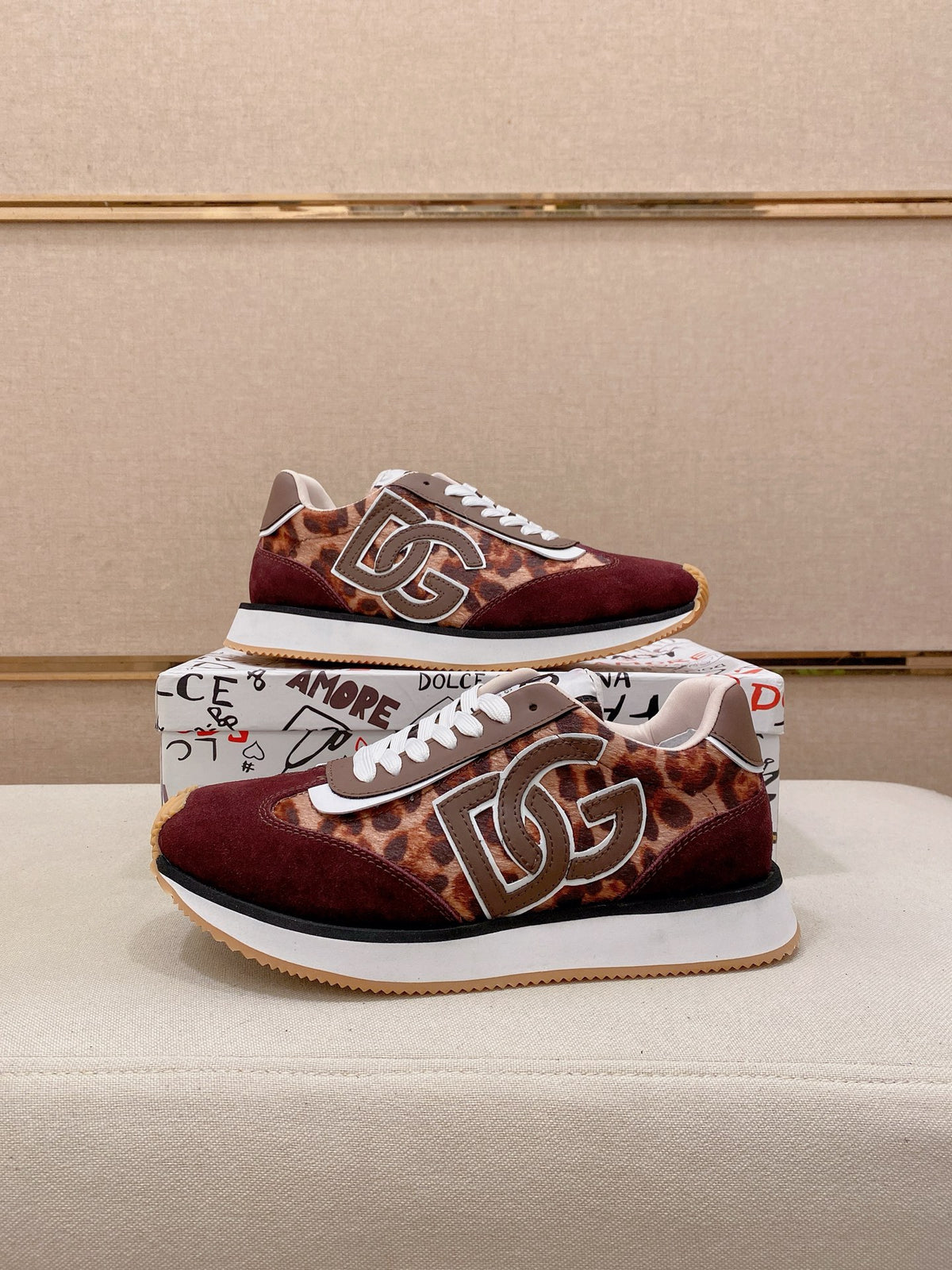 Dolce & Gabbana DG Couple's Athletic Casual Sneakers