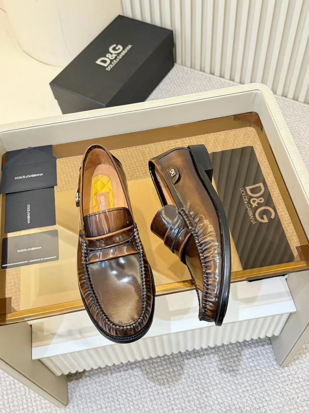 Dolce & Gabbana DG Men's Calfskin Dress Shoes with Leather Sole
