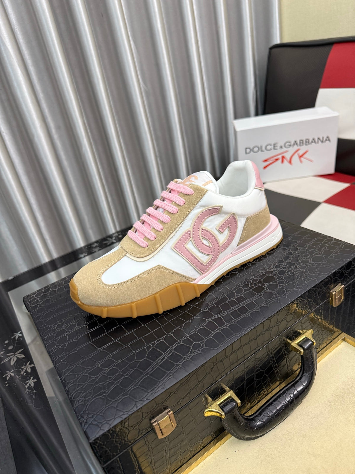Dolce & Gabbana DG Silk Calfskin & Nubuck Casual Sneakers