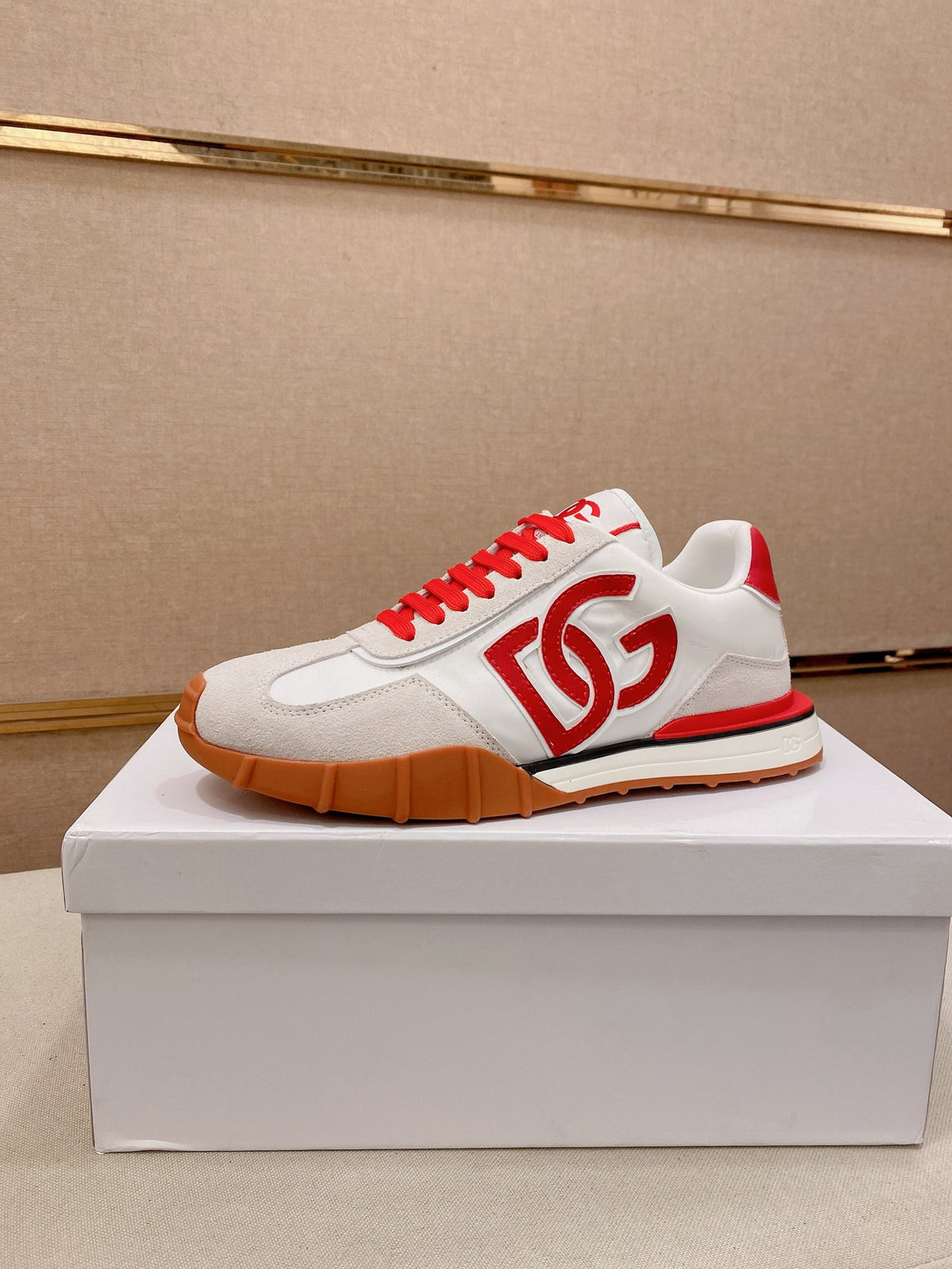 Dolce & Gabbana DG Couple's Athletic Casual Sneakers