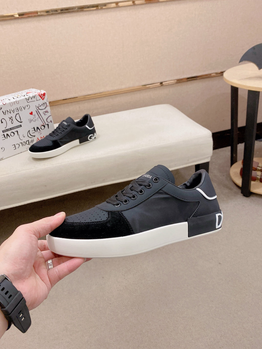 Dolce & Gabbana DG Couple's Athletic Casual Sneakers