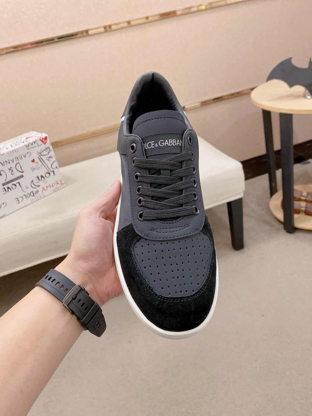 Dolce & Gabbana DG Couple's Athletic Casual Sneakers