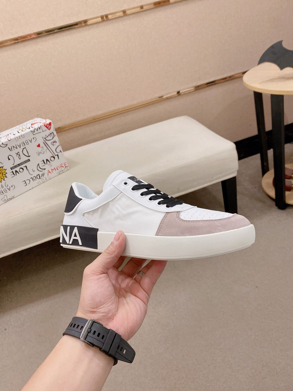 Dolce & Gabbana DG Couple's Athletic Casual Sneakers