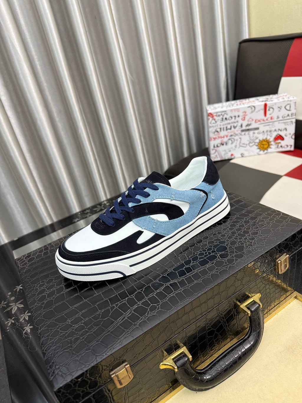 Dolce & Gabbana DG Silk Calfskin & Nubuck Casual Sneakers