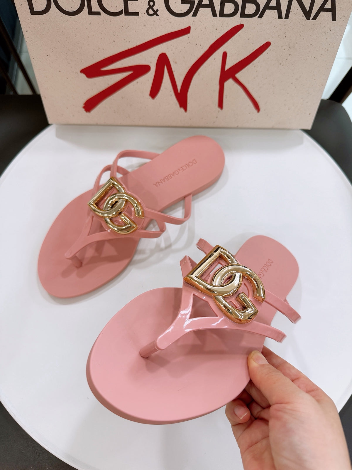 Dolce & Gabbana DG Men's Gold-Buckle TPU Flip Flops