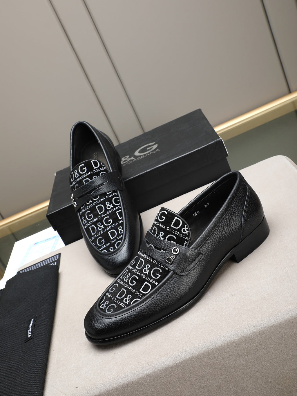 Dolce & Gabbana DG Men's Handcrafted Formal Dress Shoes