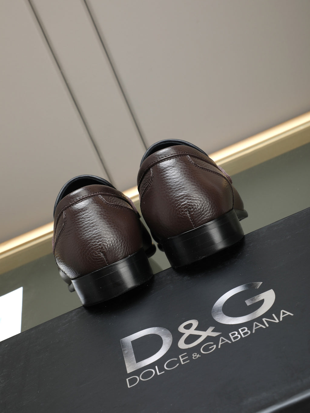 Dolce & Gabbana DG Men's Handcrafted Formal Dress Shoes