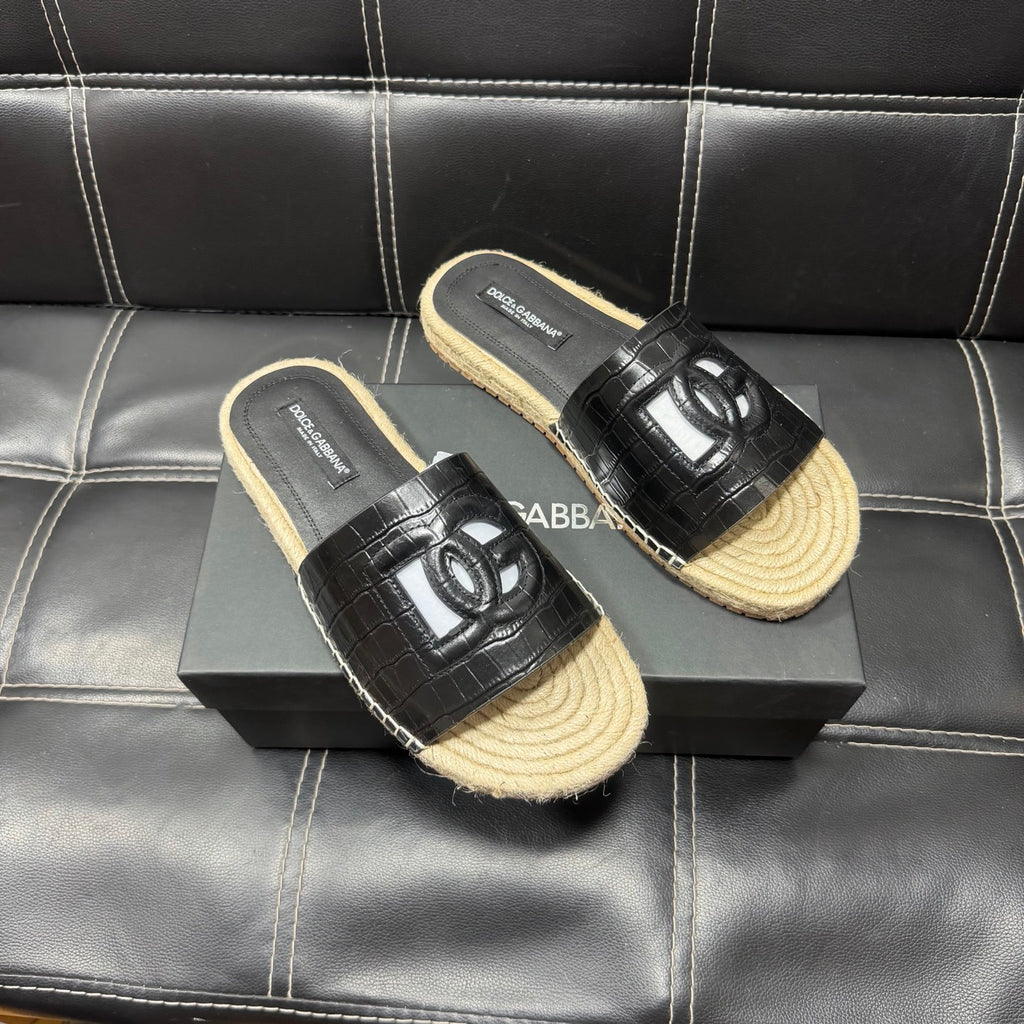 Dolce & Gabbana DG Men's Leather Strap Sandals with Aluminum Buckle
