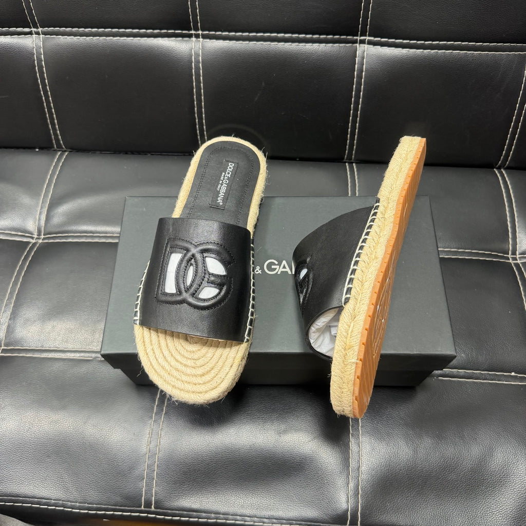 Dolce & Gabbana DG Men's Leather Strap Sandals with Aluminum Buckle