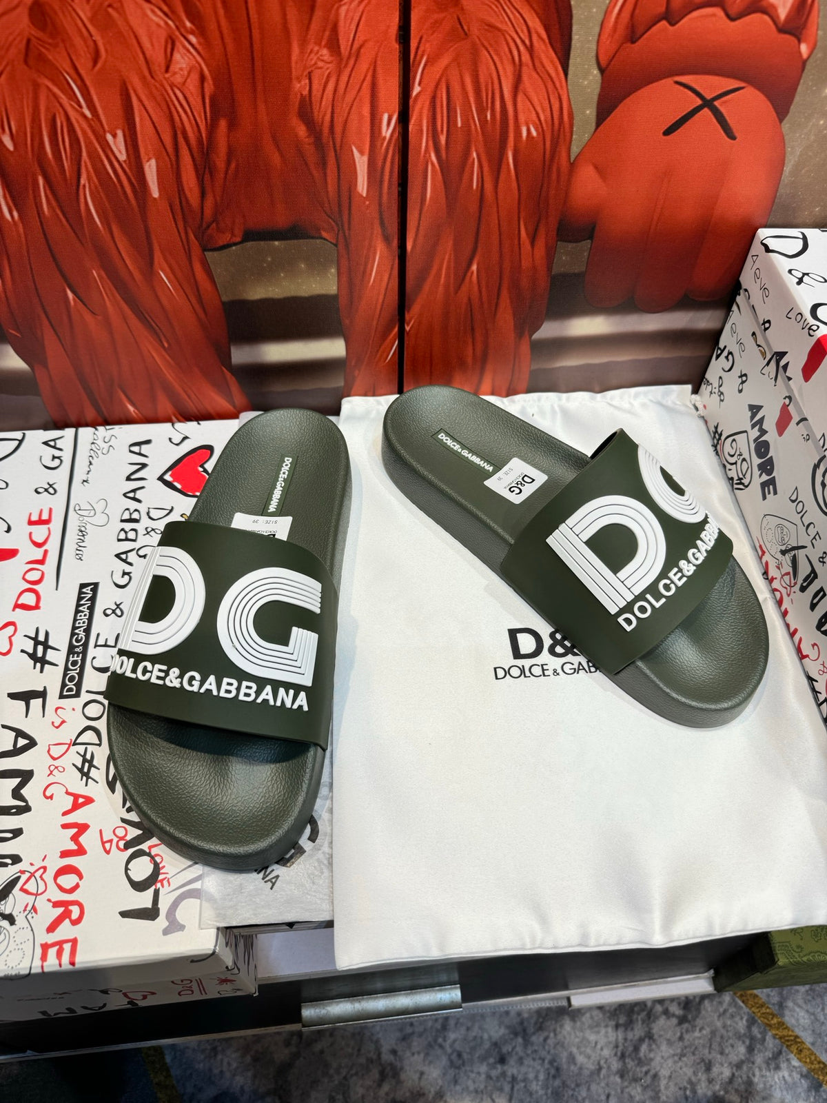 Dolce & Gabbana DG Men's Embossed-Logo PVC Slides