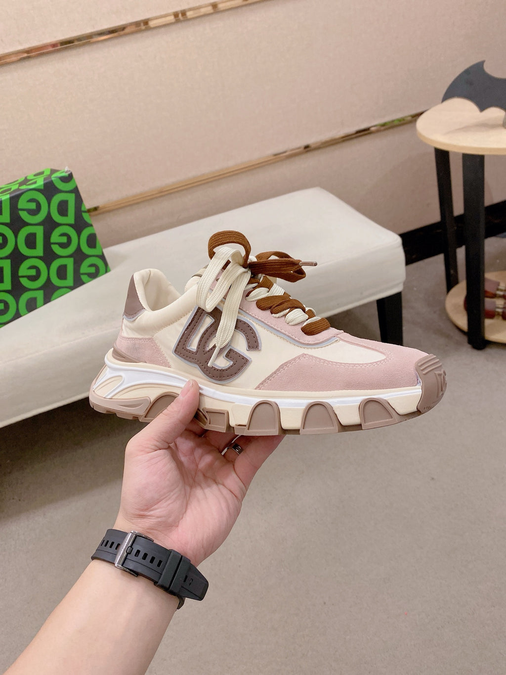 Dolce & Gabbana DG Couple's Athletic Casual Sneakers