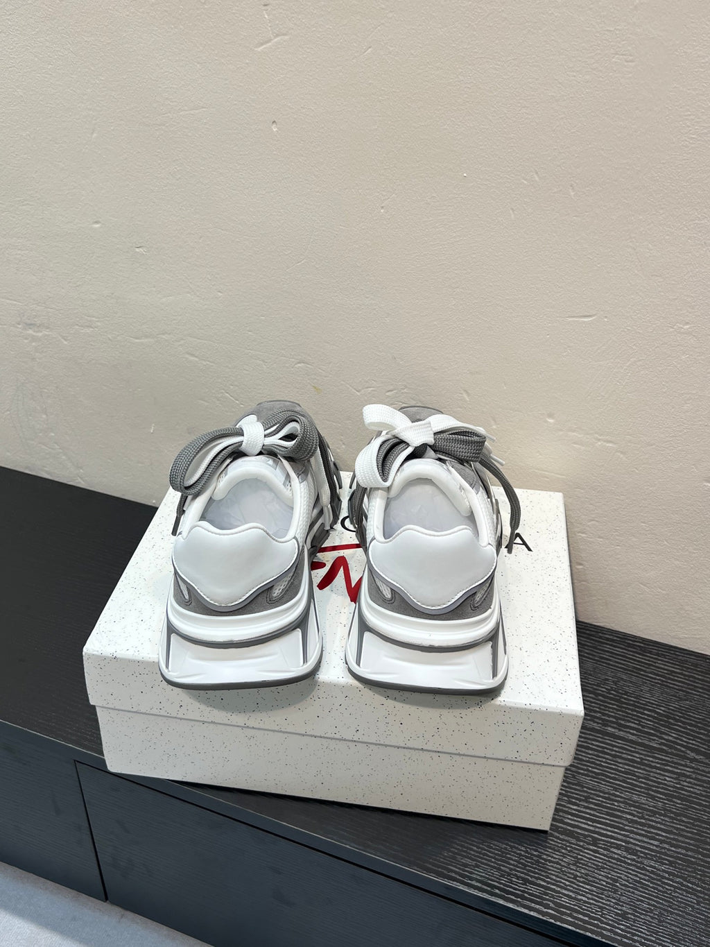 Dolce & Gabbana DG Couple's Athletic Casual Sneakers