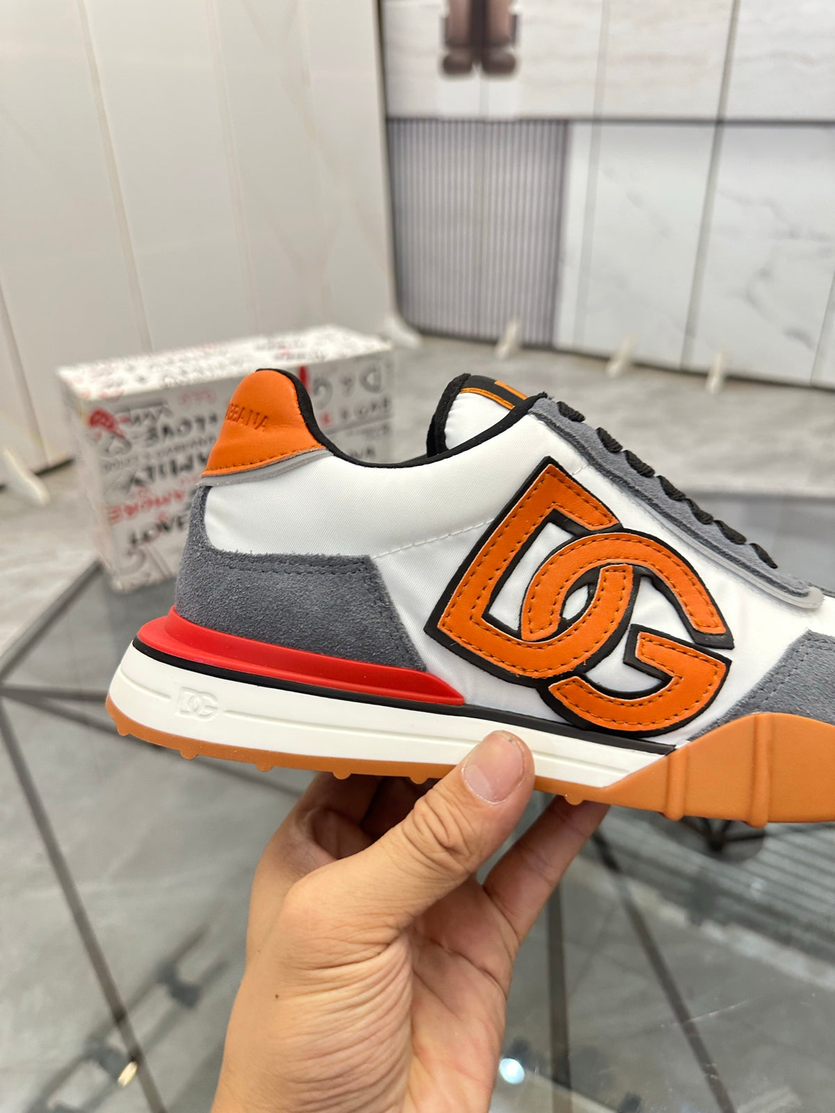 Dolce & Gabbana DG Low-Top Casual Shoes