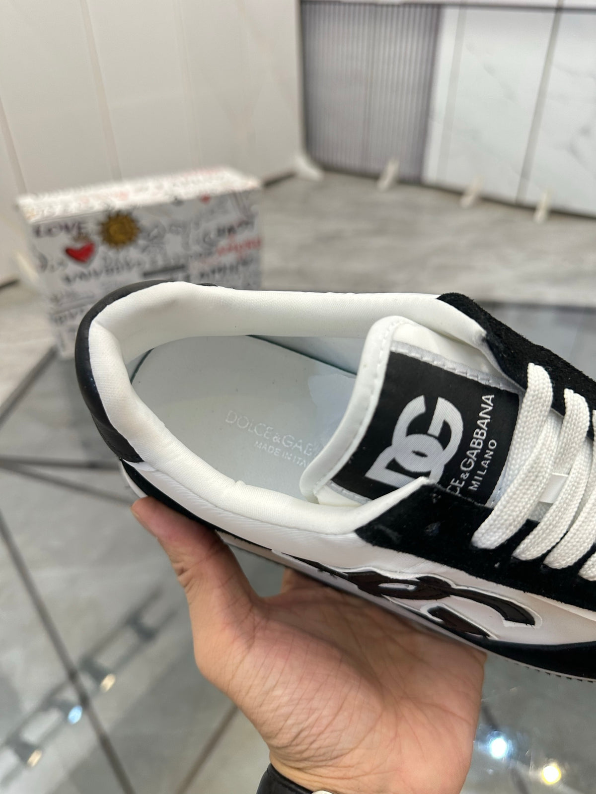 Dolce & Gabbana DG Low-Top Casual Shoes